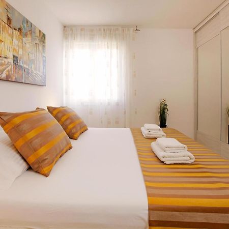 Modern 2-Bed Apt, Late Check In Available Split Eksteriør billede