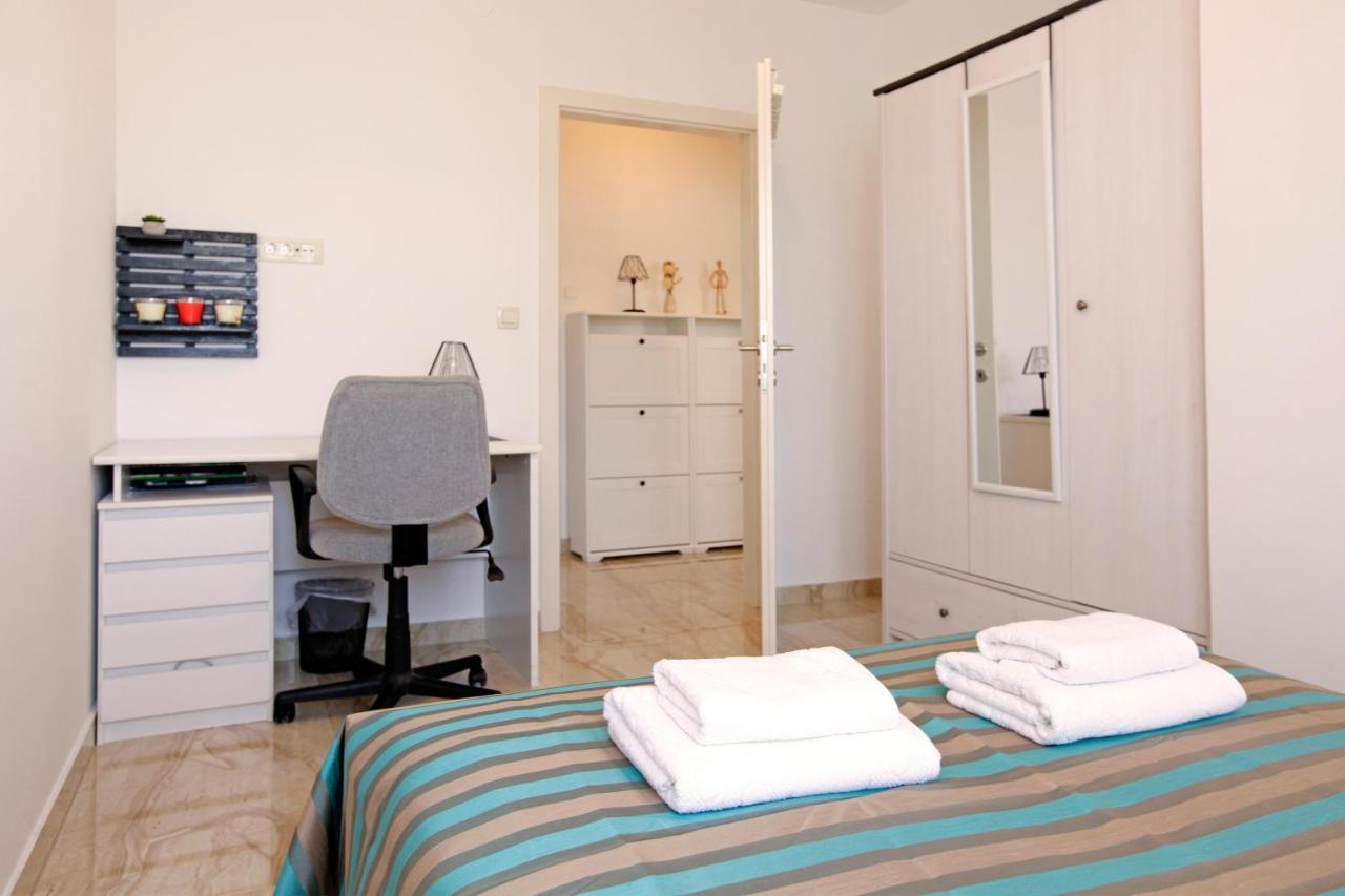 Modern 2-Bed Apt, Late Check In Available Split Eksteriør billede
