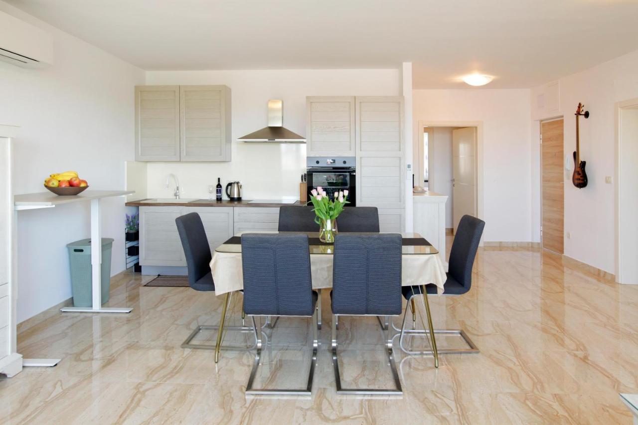 Modern 2-Bed Apt, Late Check In Available Split Eksteriør billede