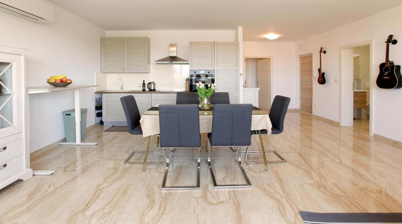 Modern 2-Bed Apt, Late Check In Available Split Eksteriør billede
