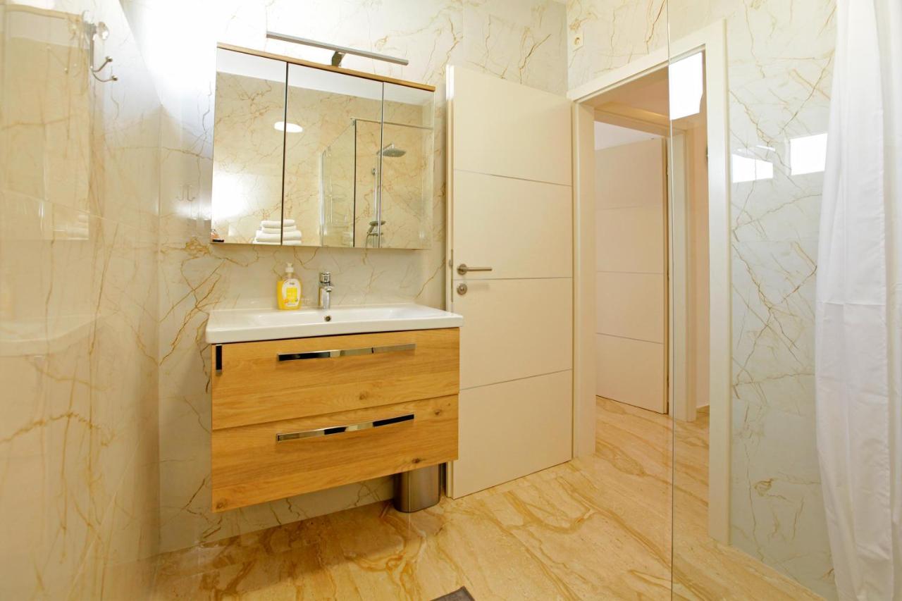 Modern 2-Bed Apt, Late Check In Available Split Eksteriør billede