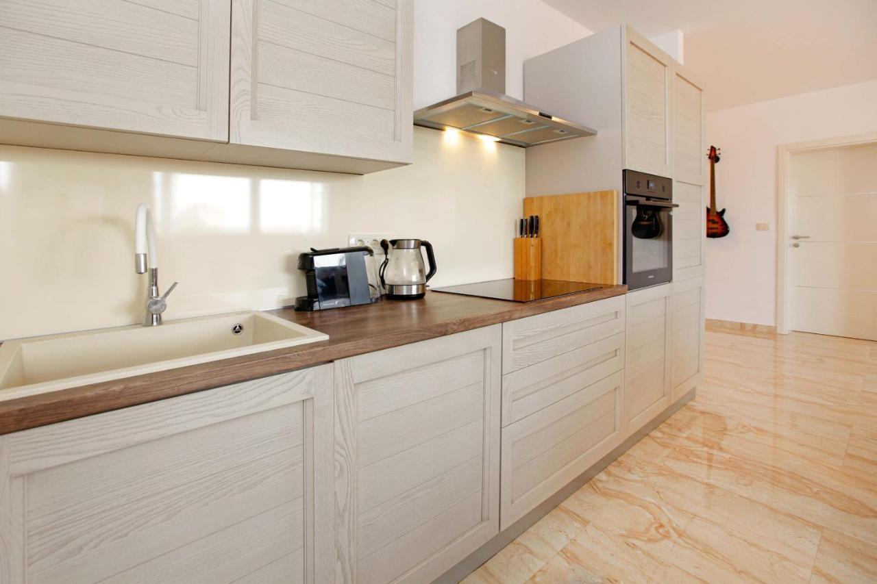 Modern 2-Bed Apt, Late Check In Available Split Eksteriør billede