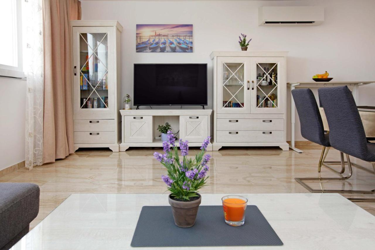 Modern 2-Bed Apt, Late Check In Available Split Eksteriør billede