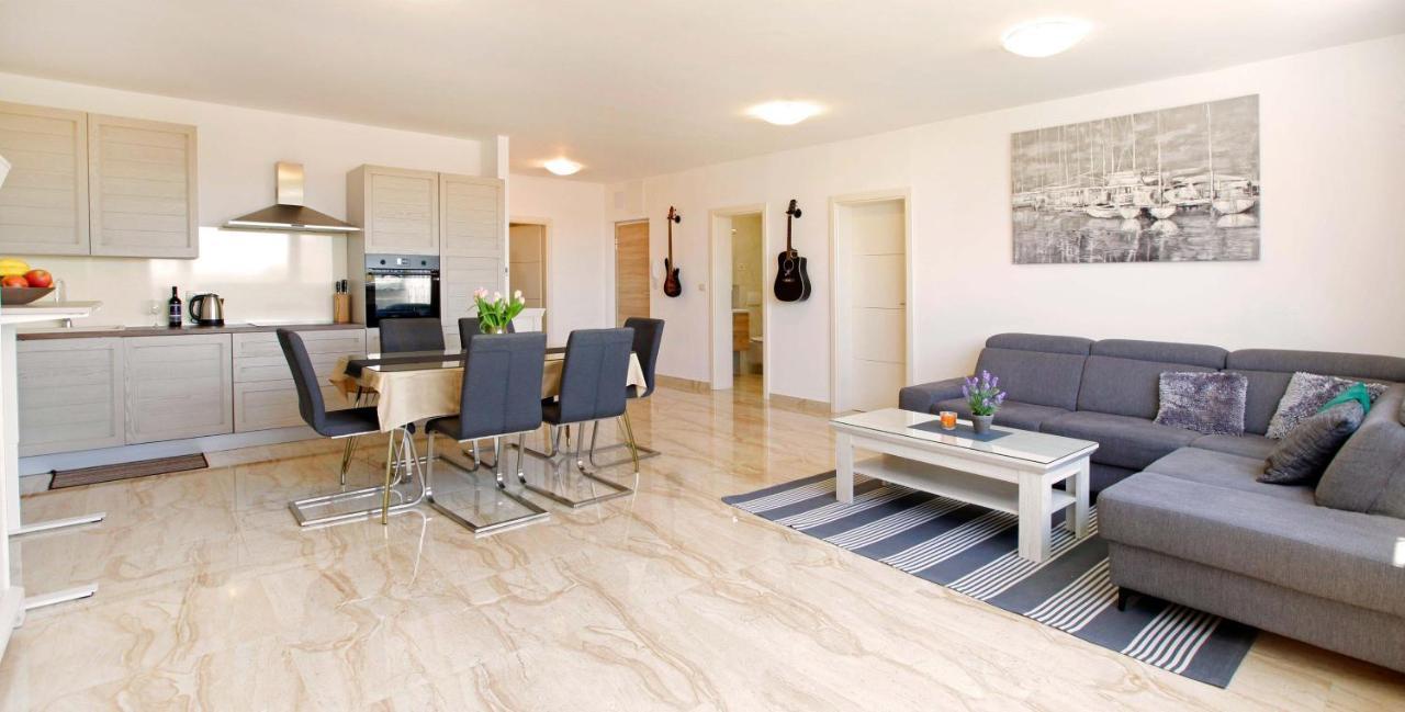 Modern 2-Bed Apt, Late Check In Available Split Eksteriør billede
